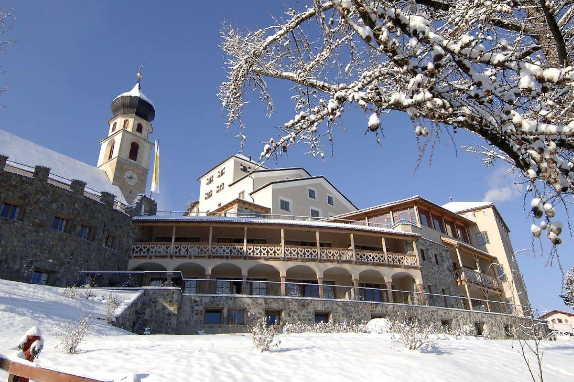 Romantik Hotel Turm Fiè Exterior foto